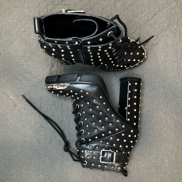 Gianni Bini Studded Lace Up Ankle Boots Black Block Heel Buckle Women’s 9.5 - Picture 4 of 11